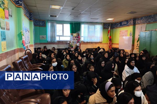 فیروزکوه در پایان پاییز، میزبان یلدای دیرینه شد