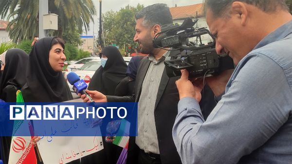تجمع دانشجویان در اعتراض به حملات آمریکا و اسرائیل در قائمشهر 