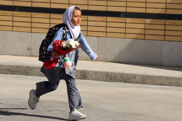 تجلیل از معلمان، سرمایه‌های گران بازار علم