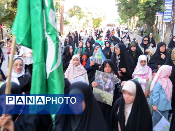 بازدید مدیرکل آموزش پرورش استان خراسان شمالی از غرفه‌های غدیرخم در بجنورد