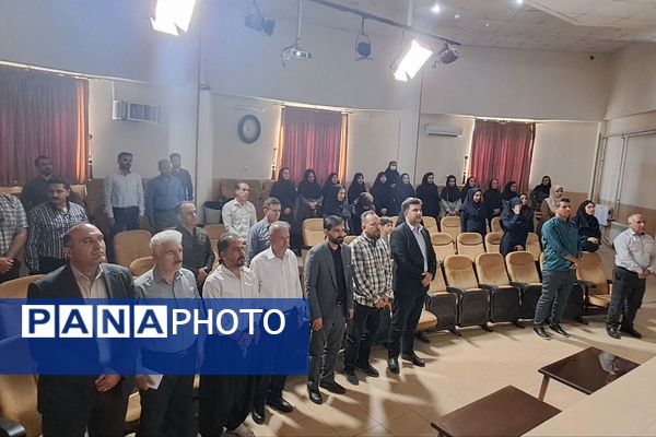 برگزاری کارگاه جهاد تبیین درباره جنگ تحمیلی دوازده روزه در سنندج