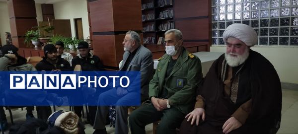 مسافران نور