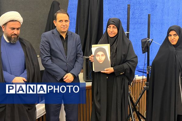 فریاد بی صدای شهادت حضرت زهرا(س) از سالن همایش اداره آموزش و پرورش شهرستان اسلامشهر به گوش رسید