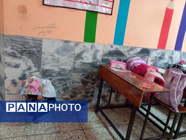 برگزاری مانور زلزله در دبستان دخترانه نرجس یک 