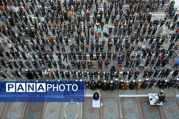 اقامه نماز طلب باران در مسجد مقدس جمکران