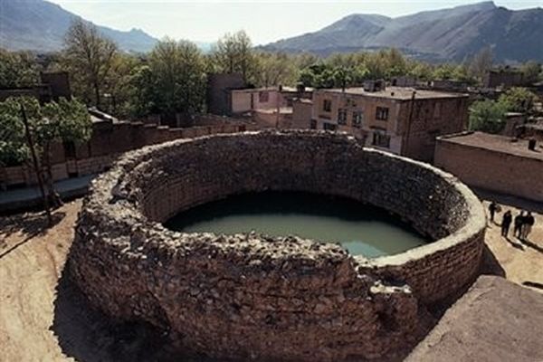 گرداب سنگی خرم‌آباد؛ مکانی پر رمز و راز با طبیعتی بی‌نظیر