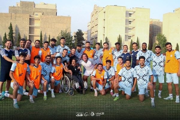 کارت بازی بازیکنان استقلال صادر شد