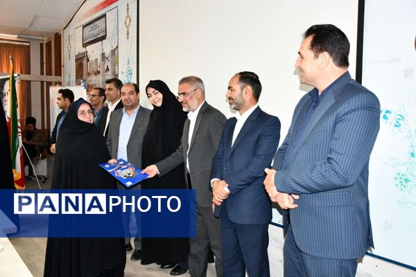 مراسم تجلیل از مدیران و رتبه‌های برتر کنکور ۱۴۰۴ در شهرستان مه‌ولات
