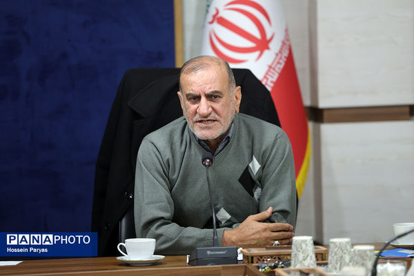 جلسه مدیران استان‌ها با شورای معاونان سازمان دانش‌آموزی 