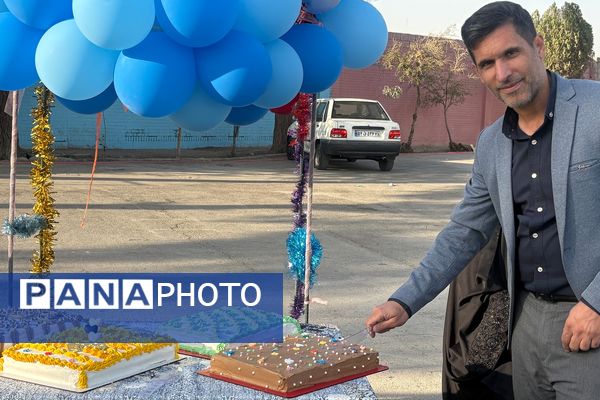 گرامیداشت روز دانش‌آموز در مدرسه روستایی  شهید بهنام محمدی