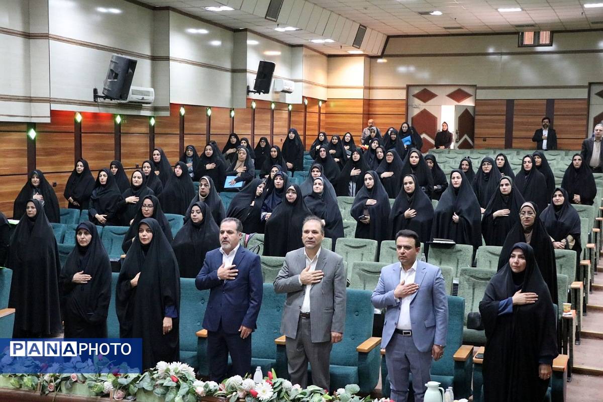حضور مدیران ناحیه دو شهرری در مراسم تقدیر از مدیر و معاونین اسبق ناحیه