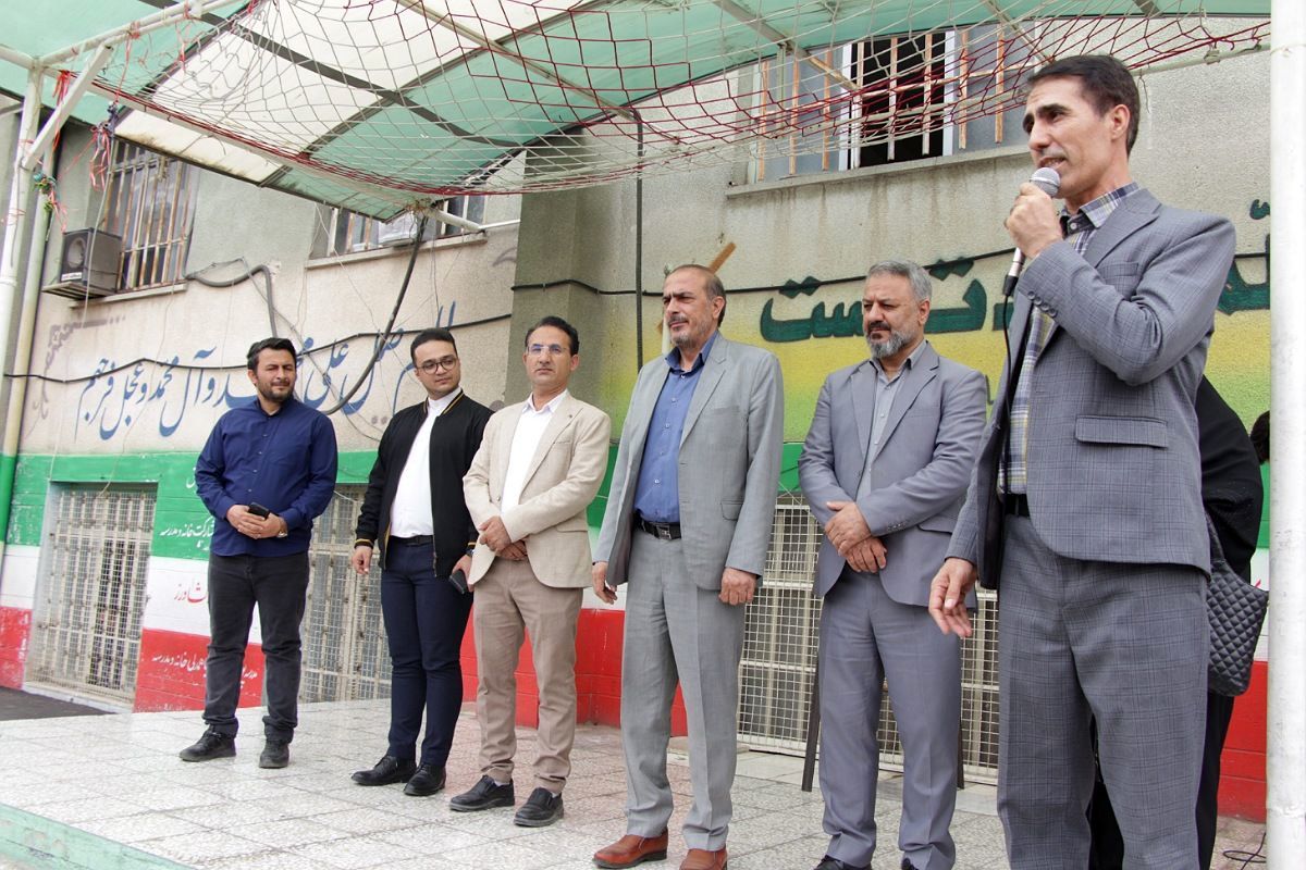 آیین سپاس معلم در بهارستان ۲