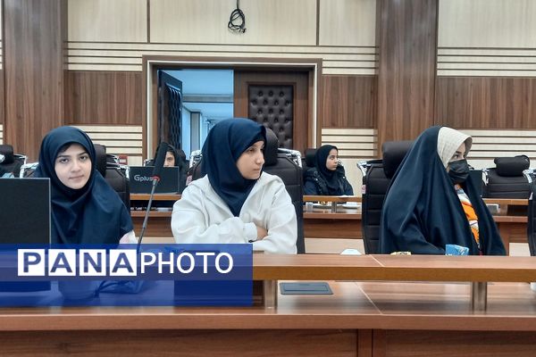 انتخابات شورای دانش آموزی منطقه‌ای با حضور معاون پرورشی و تربیت بدنی ناحیه دو شهرری 