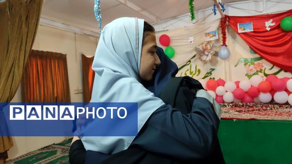 تکریم همسران و دختران شاهد جامعه هدف دبستان شاهد حاج تقی آقا بزرگ مشهد