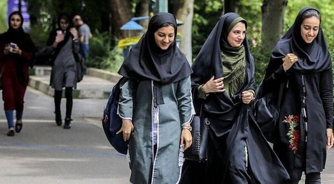 چالش‌های سه‌گانه دانشجویان از مهاجرت تا ماندن؛ ضرورت بازنگری در پاسخ‌گویی به مطالبات دانشگاهی