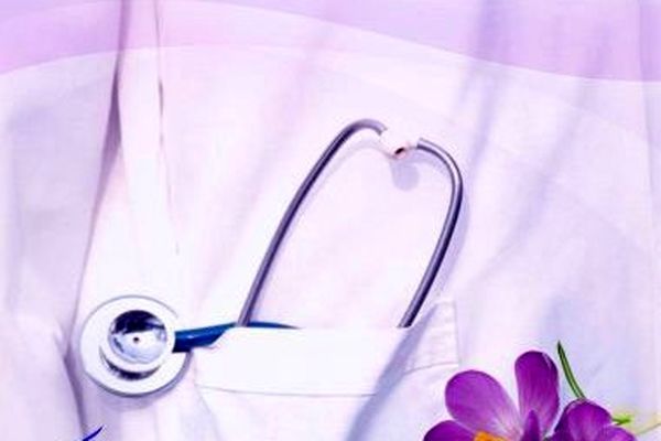 جشن ولادت حضرت زینب «س» و روز پرستار در دبستان نرجس ناحیه 4 کرج برگزار شد