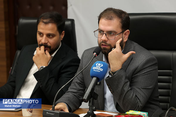 اولین نشست کارگروه تدوین سند دوازدهمین دوره مجلس دانش‌آموزی
