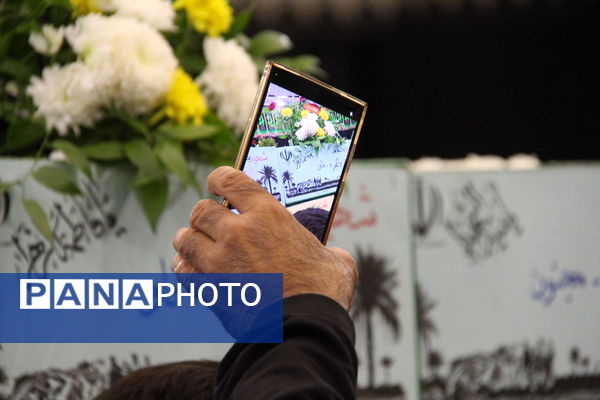 مراسم وداع با ۷ پیکر شهید گمنام هشت سال دفاع مقدس