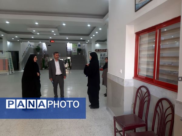 بازدید سرگروه‌های آموزشی از دبیرستان مهشید مصلی نژاد