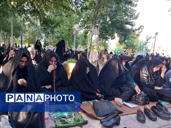 دعای روح بخش عرفه در شهرستان دره شهر 