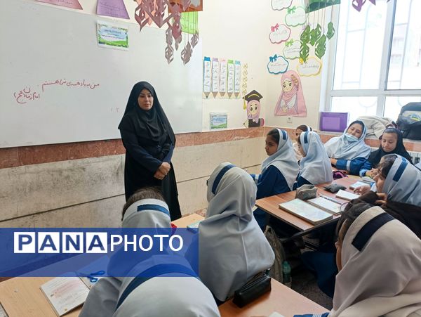 بازدید و ارزیابی مسئولان آموزش پرورش از دبستان زنده  یاد امینی پور