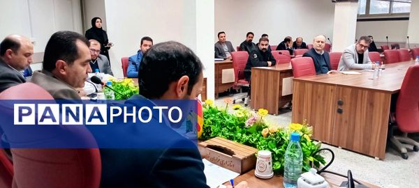 برگزاری جلسه کارگروه تسهیل استان در استانداری