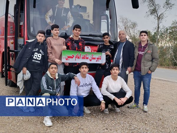 اعزام دانش‌آموزان دبیرستان شاهد امام حسین (ع) اسلام آباد غرب به اردوی راهیان نور