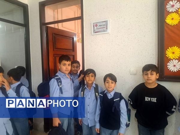 جشن آغاز سال تحصیلی در دبستان مبتکران ناحیه ۷ مشهد