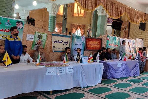 پاسخگویی مسئولان شهرستان باخرز به مردم در میز خدمت