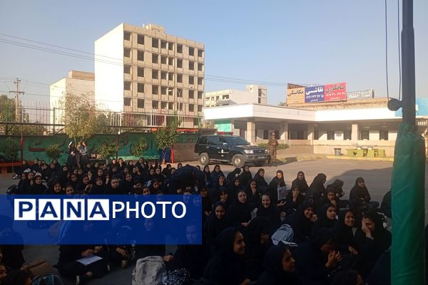 نیرویی خستگی ناپذیر که گام‌هایش همیشه محکم و استوار است 