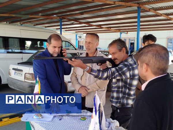 مسابقه تیر اندازی کارکنان اداره آموزش و پرورش کاشمر