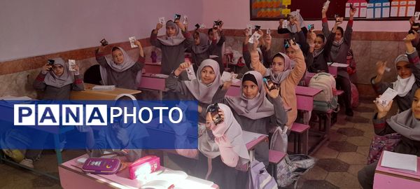 جشن شادی در دبستان نیایش