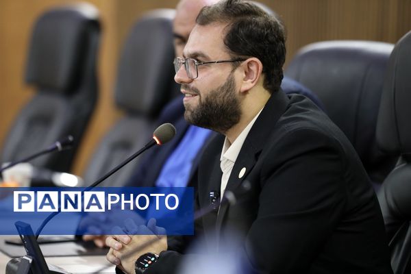 نشست تخصصی قائم مقام سازمان دانش‌آموزی با تشکل‌های پیشتازان در آذربایجان غربی