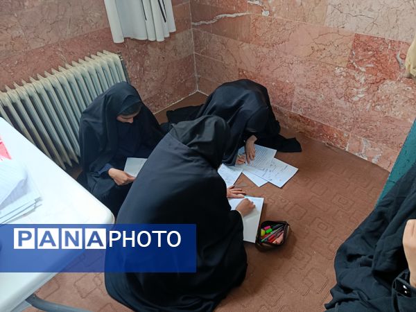 مرحله منطقه‌ای مسابقات قرآن و عترت دانش‌آموزان متوسطه اول و دوم در رضویه