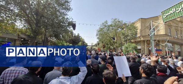 تشییع با شکوه شهدای مقاومت در دارالمؤمنین کاشان