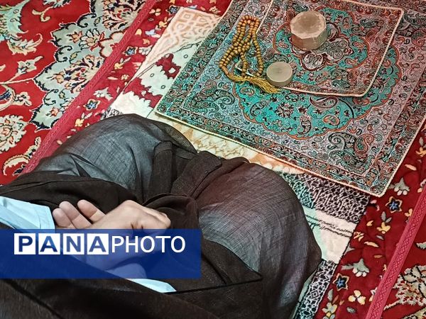 مراسم معنوی اعتکاف در مجموعه رستگاران شهرستان برخوار  