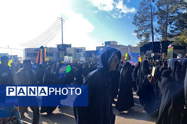 راهپیمایی و جشن یوم الله ۲۲ بهمن در شهرستان گناباد 