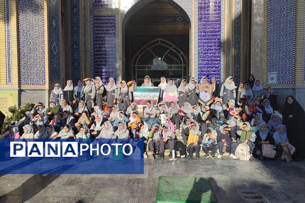 حضور دانش‌آموزان دبستان حاتم ناحیه دو شهرری در اردوی ری گردی