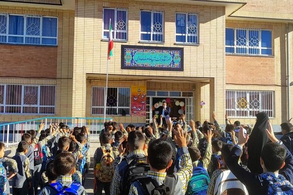 مدرسه شهید طادی بن در مسیر ارتقای سطح آموزشی و پرورشی با رویکرد عدالت محوری