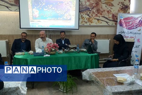 برگزاری کارگاه‌های آموزشی بهداشت‌روان در مدارس ملارد همزمان با هفته سلامت روان