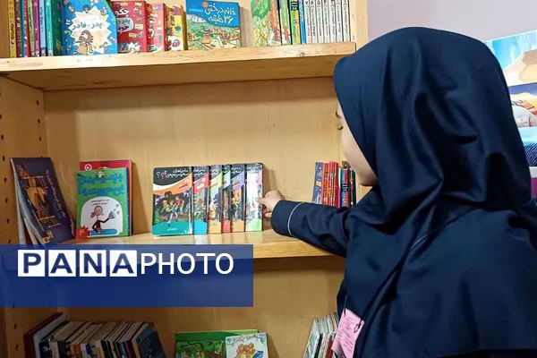 زنگ کتابخوانی در دبیرستان امام علی(ع) ورامین