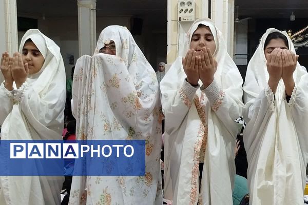 مراسم معنوی اعتکاف در مسجد الزهرا(س) قیامدشت