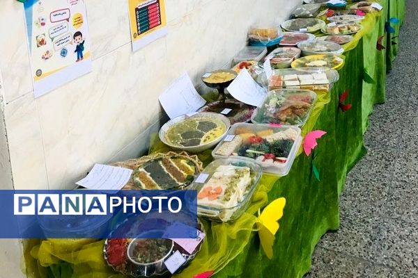 افتتاح اتاق بهداشت و روز جهانی غذا در دبستان شهیده کفاش ناحیه ۶ مشهد مقدس