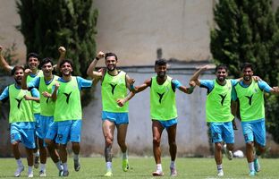 دیدار درون تیمی استقلال زیر ذره بین ساپینتو