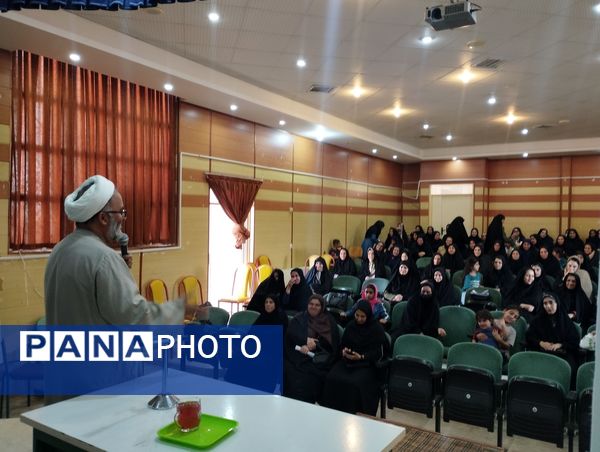 همایش پیشگیری از آسیب‌های اجتماعی در منطقه زرین آباد
