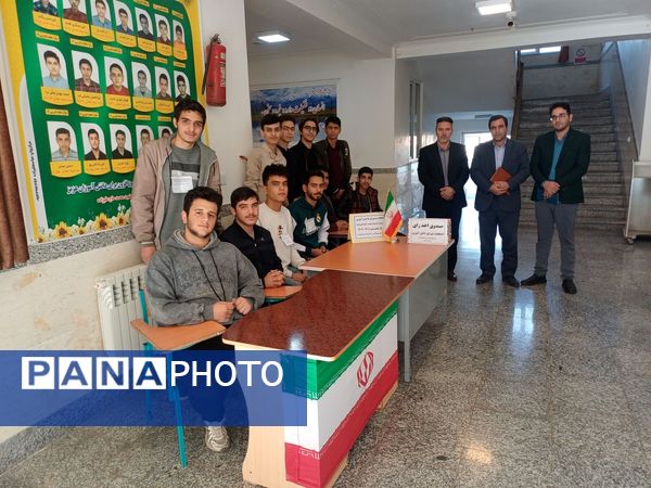 بیست‌وهشتمین دوره انتخابات شورای دانش‌آموزی در مدارس مرند 