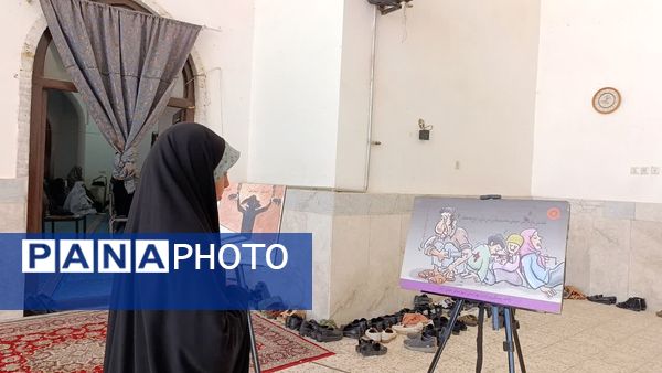 برپایی میز خدمات در مصلی نماز جمعه توسط نیروی انتظامی شهرستان خلیل اباد 