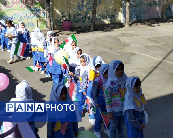 مراسم جشن شکوفه‌ها در ناحیه یک زنجان