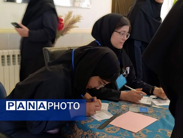 انتخابات مدرسه‌ای در دبیرستان هیات امنایی مطهره گالیکش