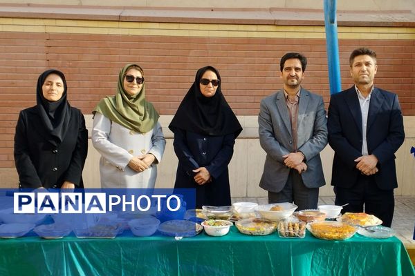 برگزاری المپیاد ورزشی دورن‌مدرسه‌ای در مدرسه حضرت خدیجه(س)بهارستان‌دو